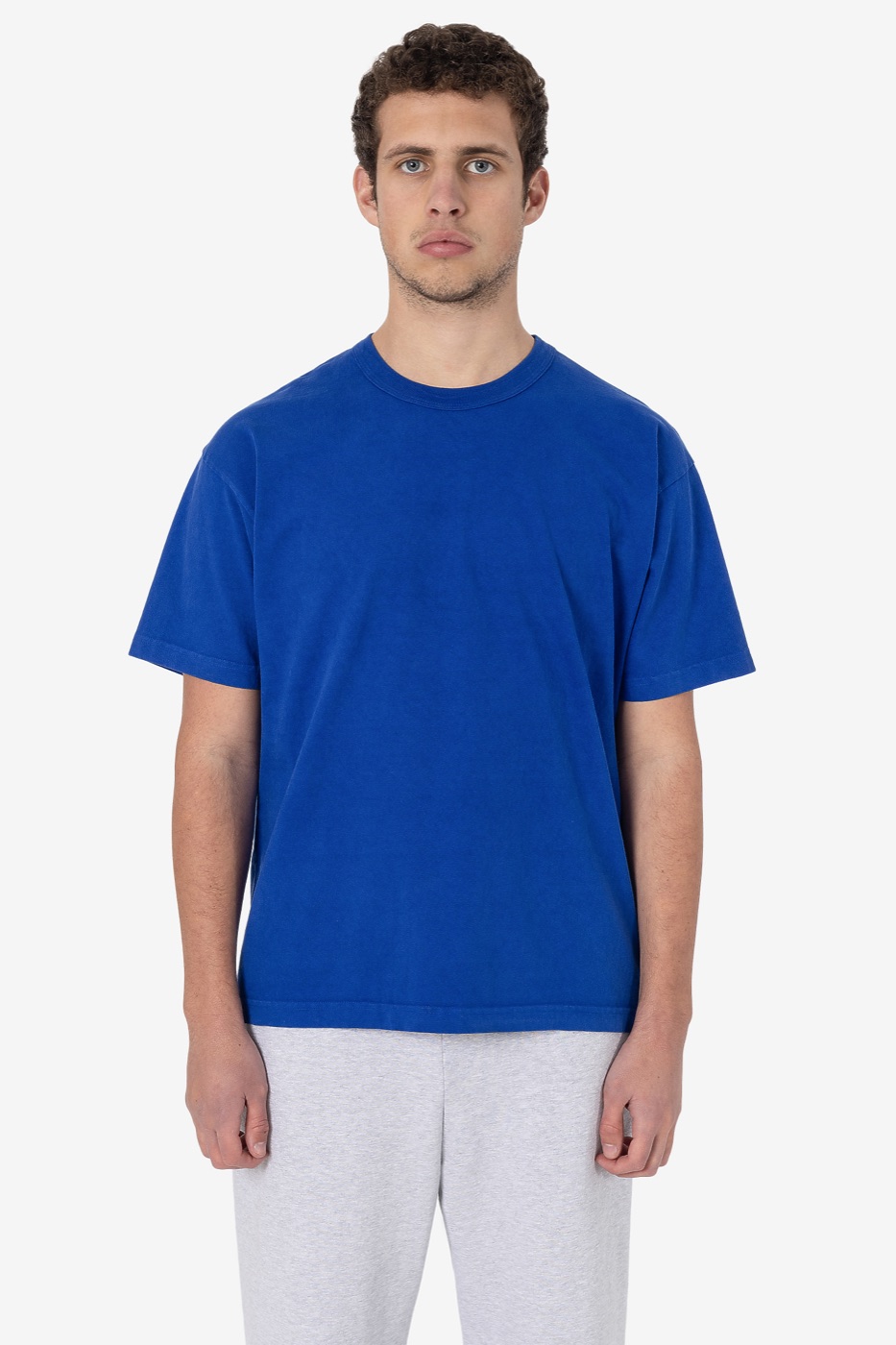 A man in the 1203GD heavy jersey tee in cobalt blue, from the front